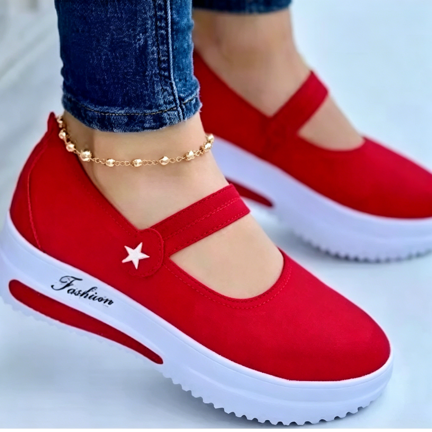 Women's Breathable Mesh Slip-On Platform Sneakers