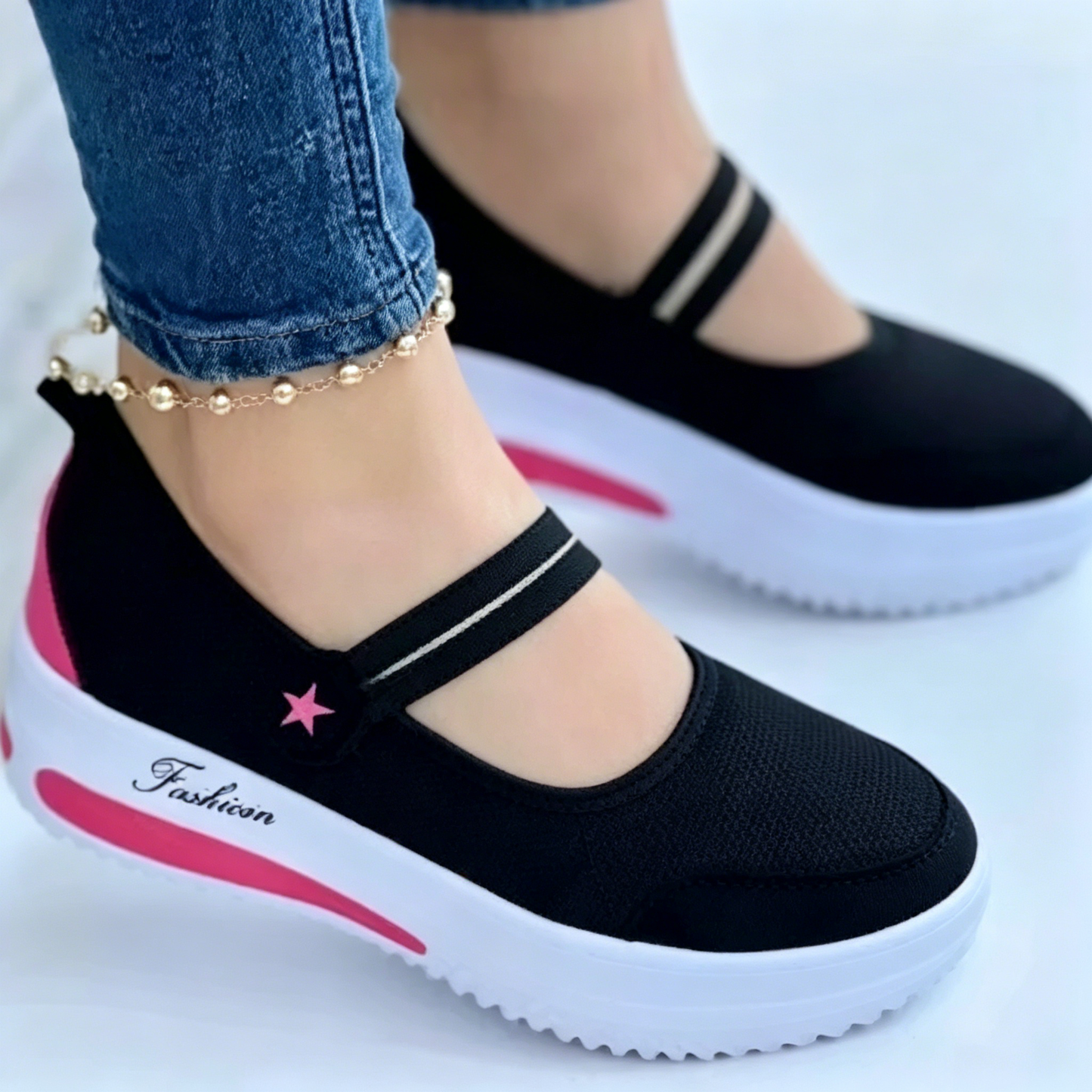 Women's Breathable Mesh Slip-On Platform Sneakers