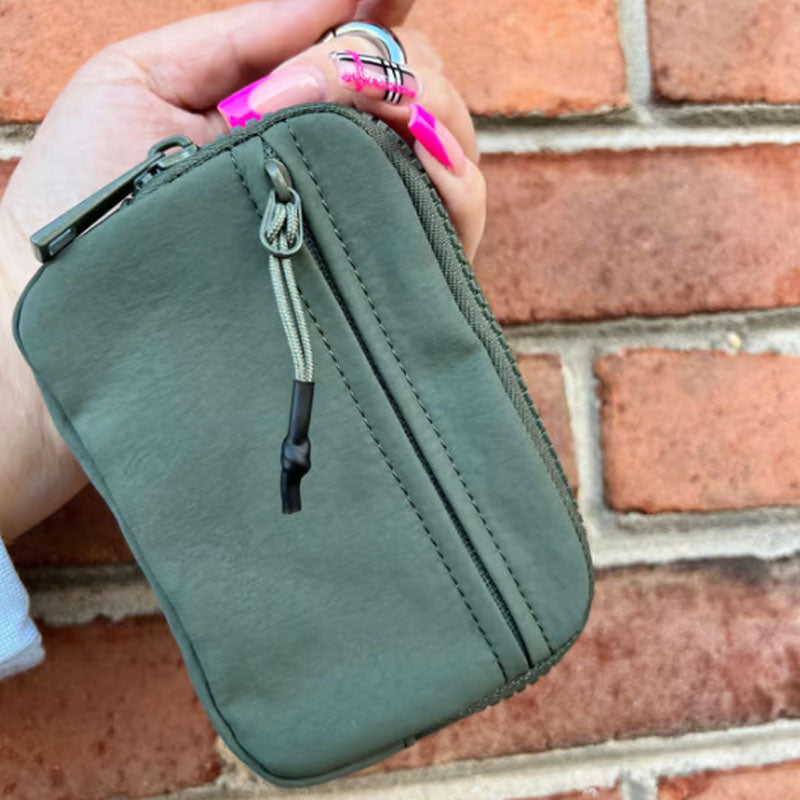 🌞 Spring into savings with 50% OFF! 🎒 Waterproof Nylon Wristlet Wallet – Safe & Easy to Carry On the Go!