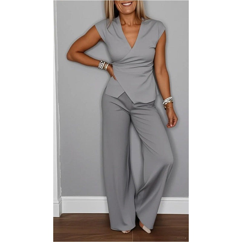 🎉 Last Day Promotion-50% OFF🔥💋Women's Elegant V-Neck Top & Pants Set