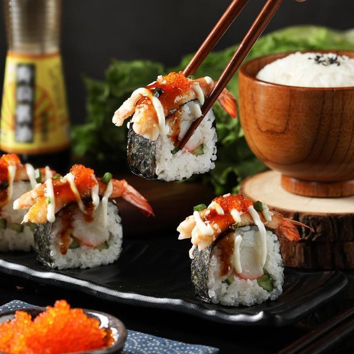 ⏳Time-Limited Special⏰DIY Sushi Mold – Easy to use, BPA-free & reusable – Make perfect sushi rolls at home 🌸