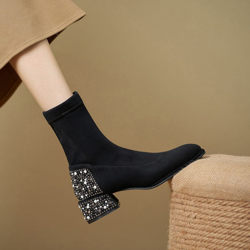 Women’s Stylish & Elegant Shiny Boots