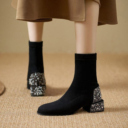 Women’s Stylish & Elegant Shiny Boots