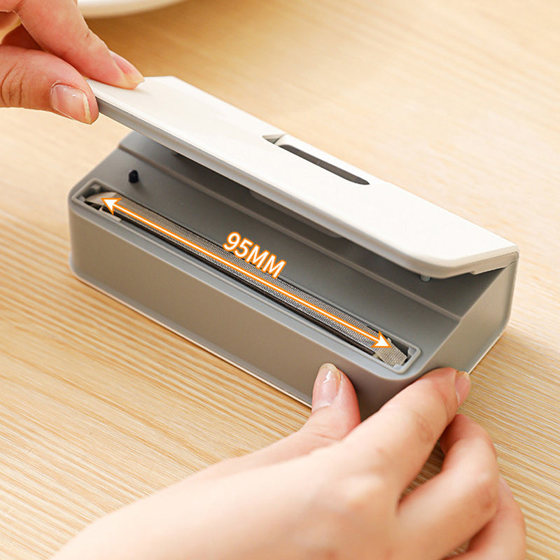 🔋 50% OFF NOW! 🔥 Rechargeable 2-in-1 Mini Bag Sealer with Cutter – USB-C, 6-Level Heat & Magnetic Design ✨