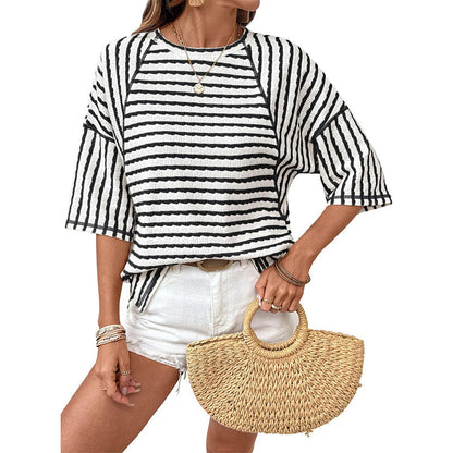 👕HOT SALE 49% OFF✨Women's Striped Relaxed Fit T-Shirt
