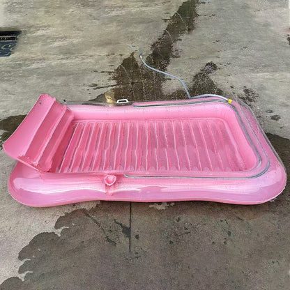 🥳2026 HOT SALE🥳💞50K+ SOLD!😎💦 50% OFF! Inflatable Tanning Pool Lounger – Smart spray cools you automatically. Detachable pillow, cup holders & safety handles. Holds 2 adults (350lb). Perfect for garden or beach! 🏖️🌞