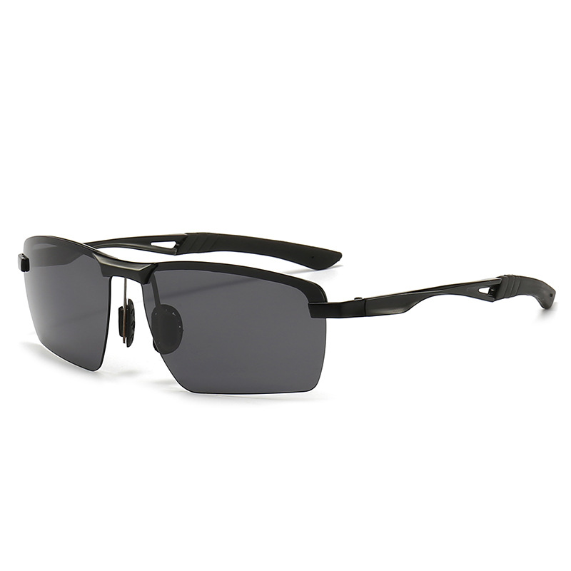 Outdoor Photochromic Polarized Sunglasses