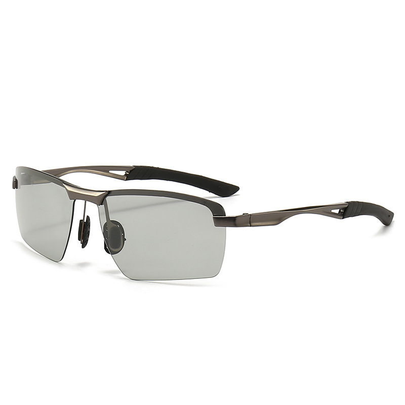 Outdoor Photochromic Polarized Sunglasses