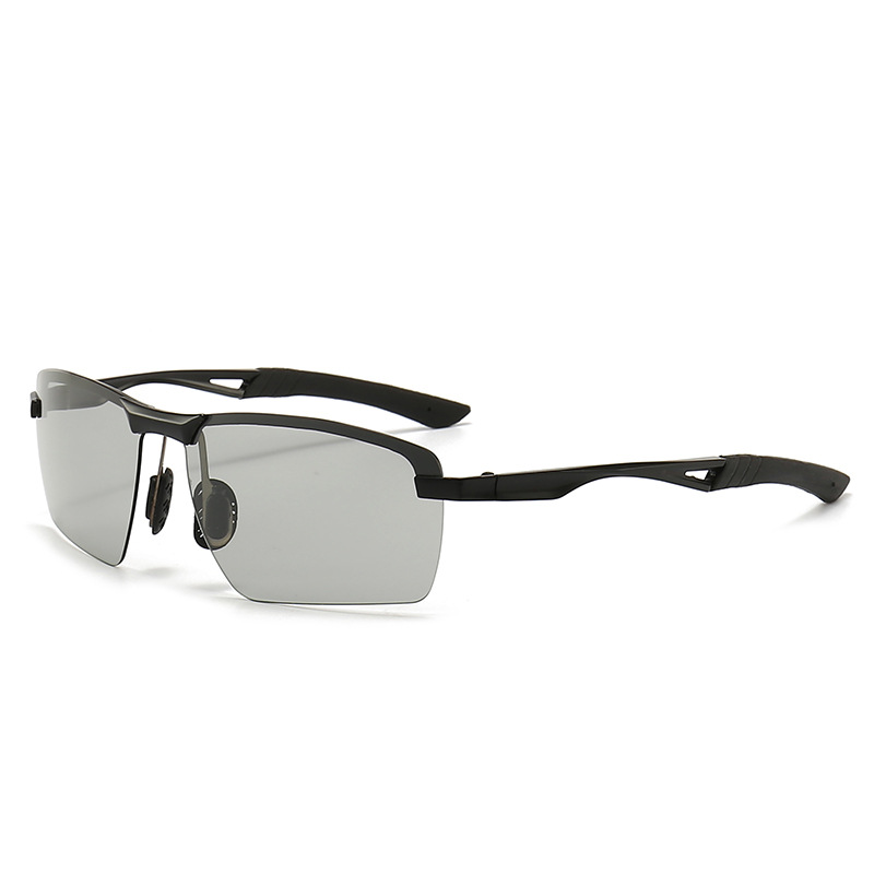 Outdoor Photochromic Polarized Sunglasses
