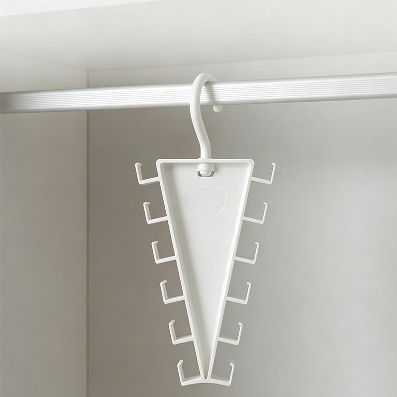 🔥Buy one, Get one free 🛒Multifunctional triangular closet organizer