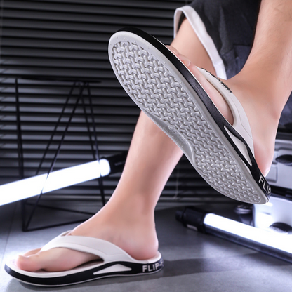 👣Ultra-Soft Sole Sporty Flip Flops for Men，Ultra-Soft SolePerfect For Beach, Gym & Daily Wear!