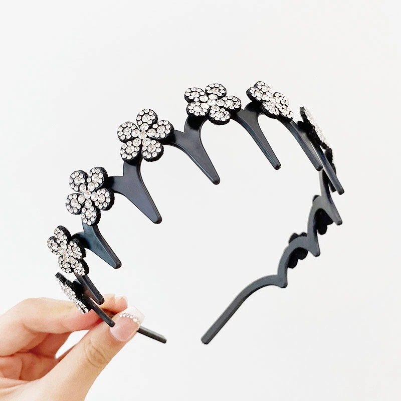 Wavy Crystal Headband Set - Lightweight Non-Slip Girly Feminine Hair Accessory, Sparkling Crystal-Accented Wave-Shape Band for Weddings & Everyday Wear, Girly Feminine Items