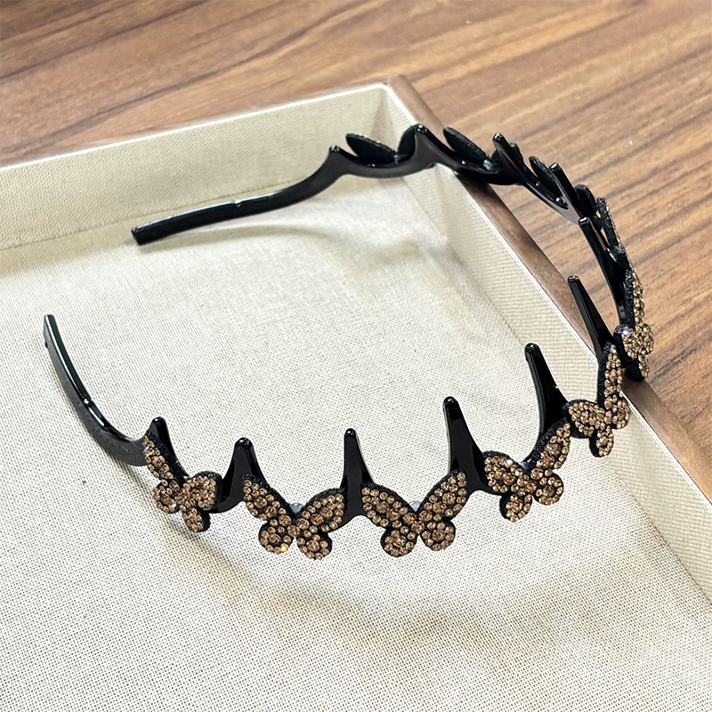 Wavy Crystal Headband Set - Lightweight Non-Slip Girly Feminine Hair Accessory, Sparkling Crystal-Accented Wave-Shape Band for Weddings & Everyday Wear, Girly Feminine Items