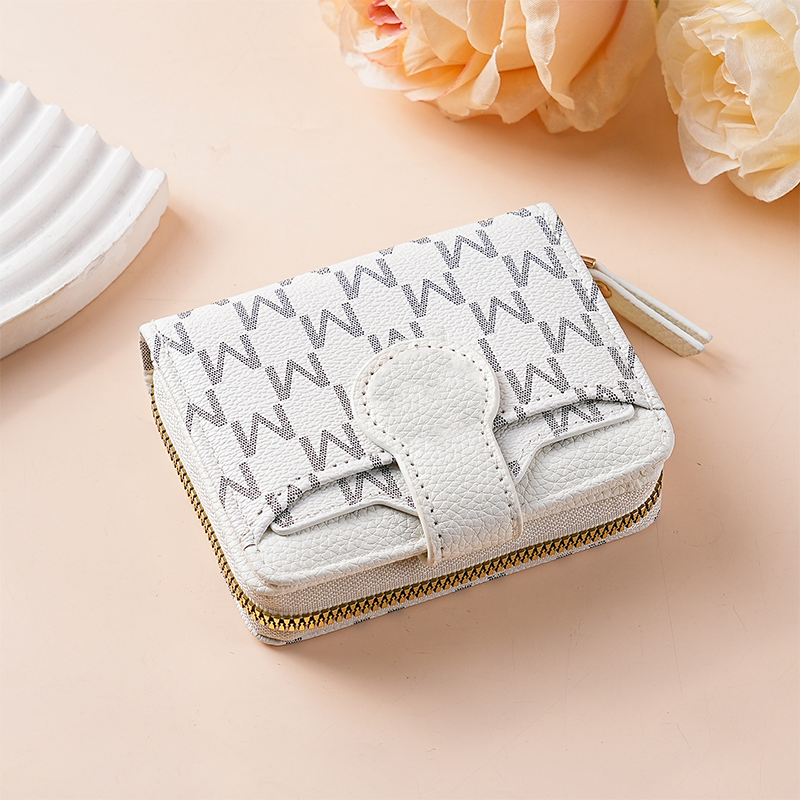 📢📢50% OFF !! ⏰Elegant Monogram Short Wallet for Women