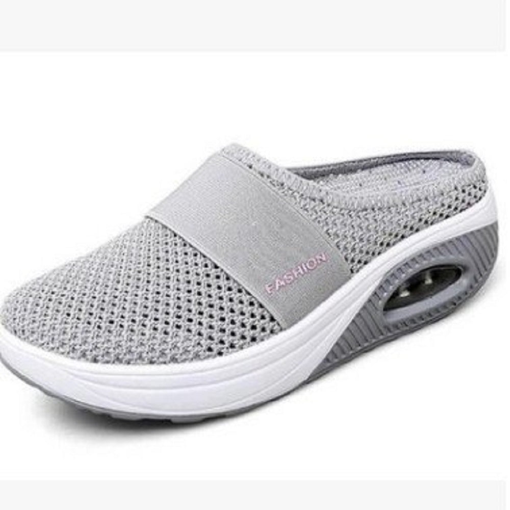 Women's Casual Hollowed Out Fabric Flat Bottom Slope Heel Slippers