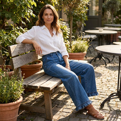 Women's Chic Ruffled Hem Straight Leg Jeans