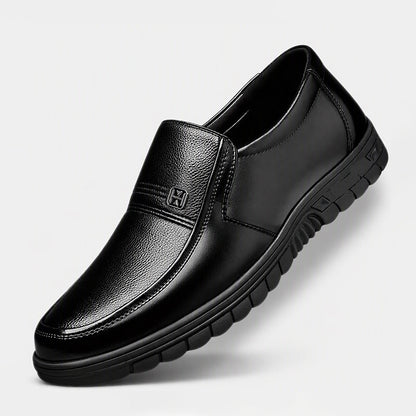 Men's Casual Lightweight Slip-On Shoes