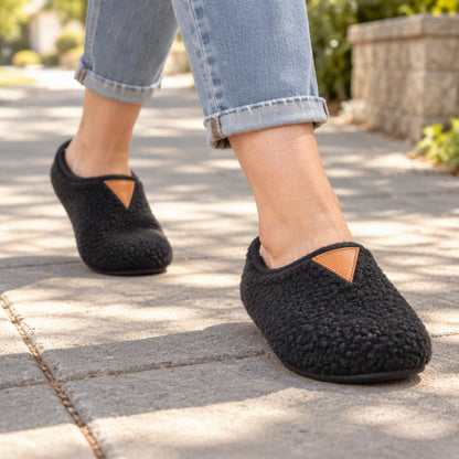 Unisex Lightweight Cozy Warm Slipper