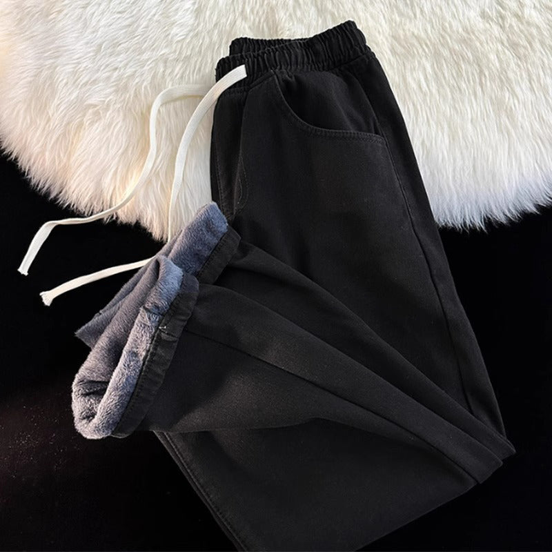 Women's Warm-Lined Straight-Leg Denim Jeans
