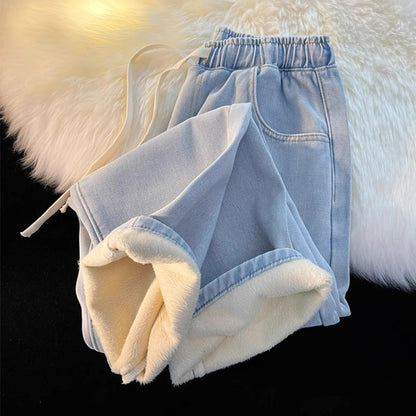 Women's Warm-Lined Straight-Leg Denim Jeans