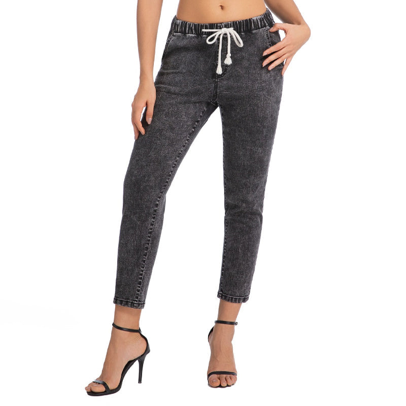 Women's Elastic Waist Slim-Fit Cropped Jeans